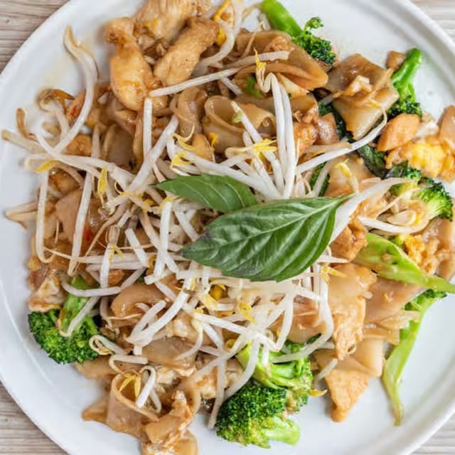 Drunken Noodles 🌶️.